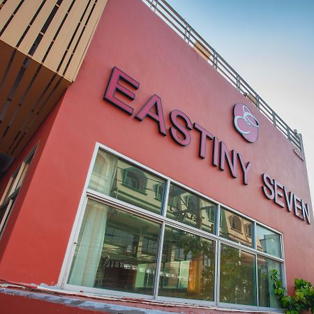 Eastiny Seven Hotel Pattaya Exterior photo