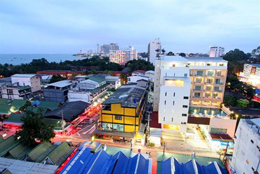 Eastiny Seven Hotel Pattaya Exterior photo